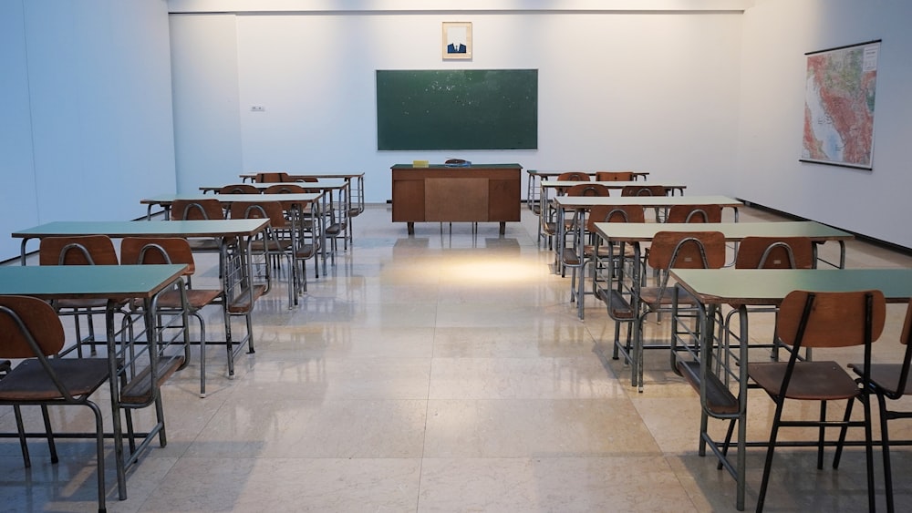 學校課室遮光窗簾工程案例